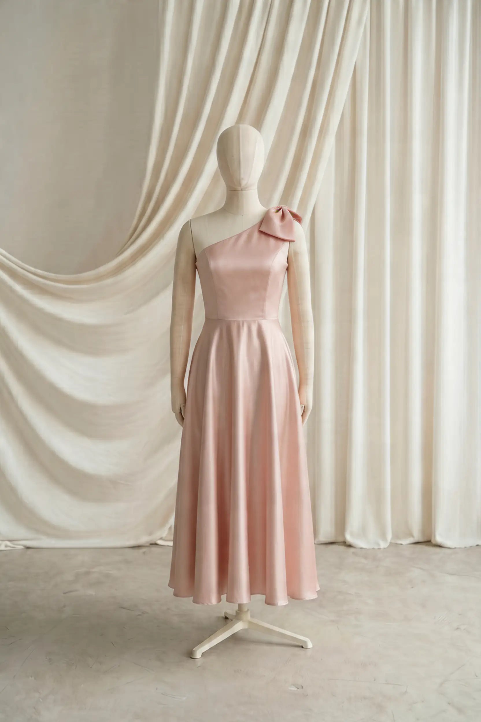 TH&TH Zara Junior Bridesmaid Dress
