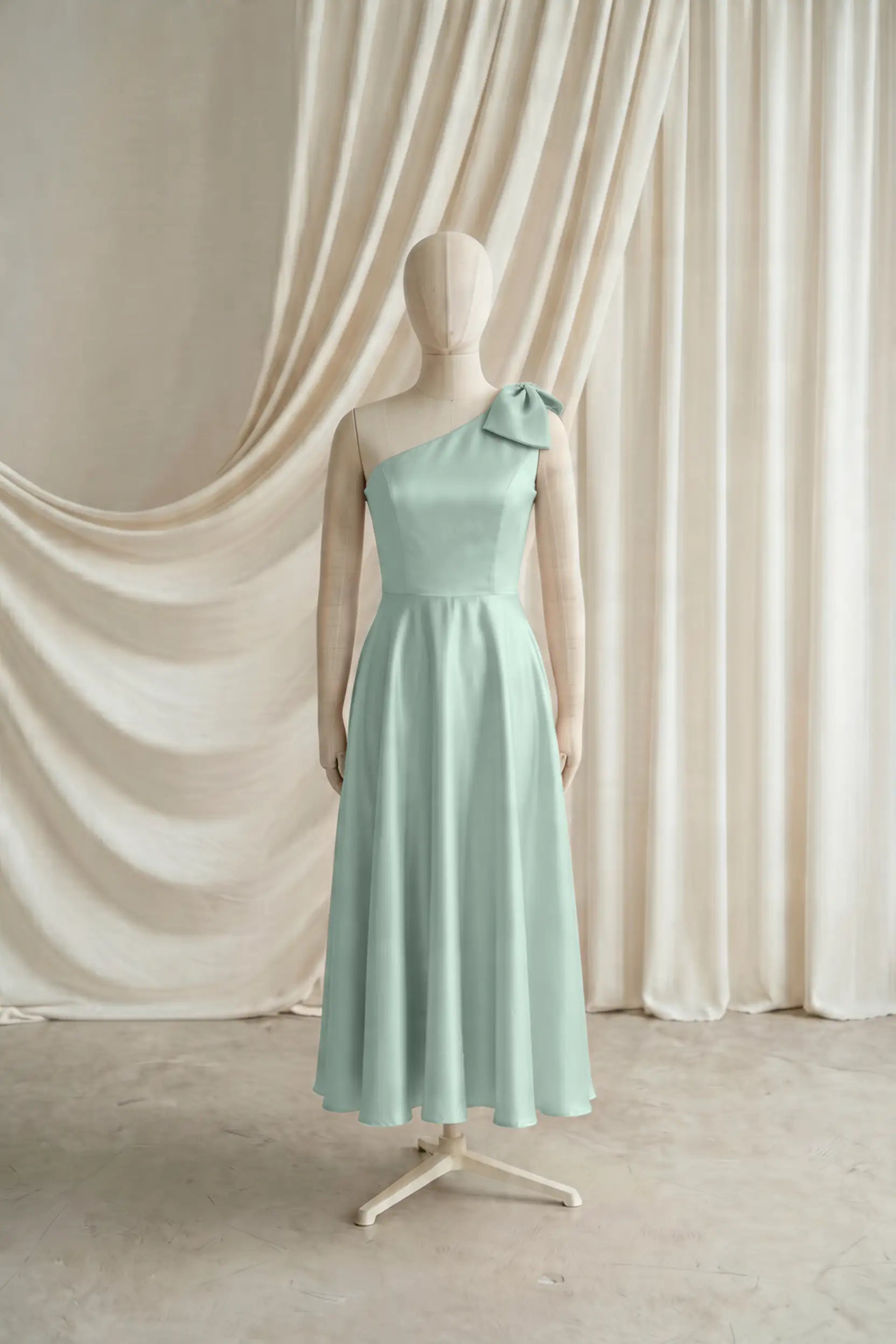 eucalyptus junior bridesmaid dresses TH&TH Zara Dress Wall Mural Blond Princess #bestseller Size:38 Short The fabric is high