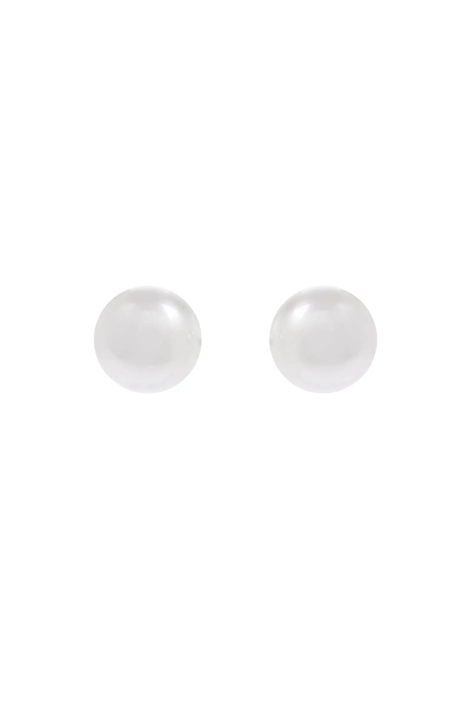 TH&TH's 12mm Pearl Stud Earrings, shown on a white background, are an elegant choice for bridal jewelry or sophisticated wedding earrings.