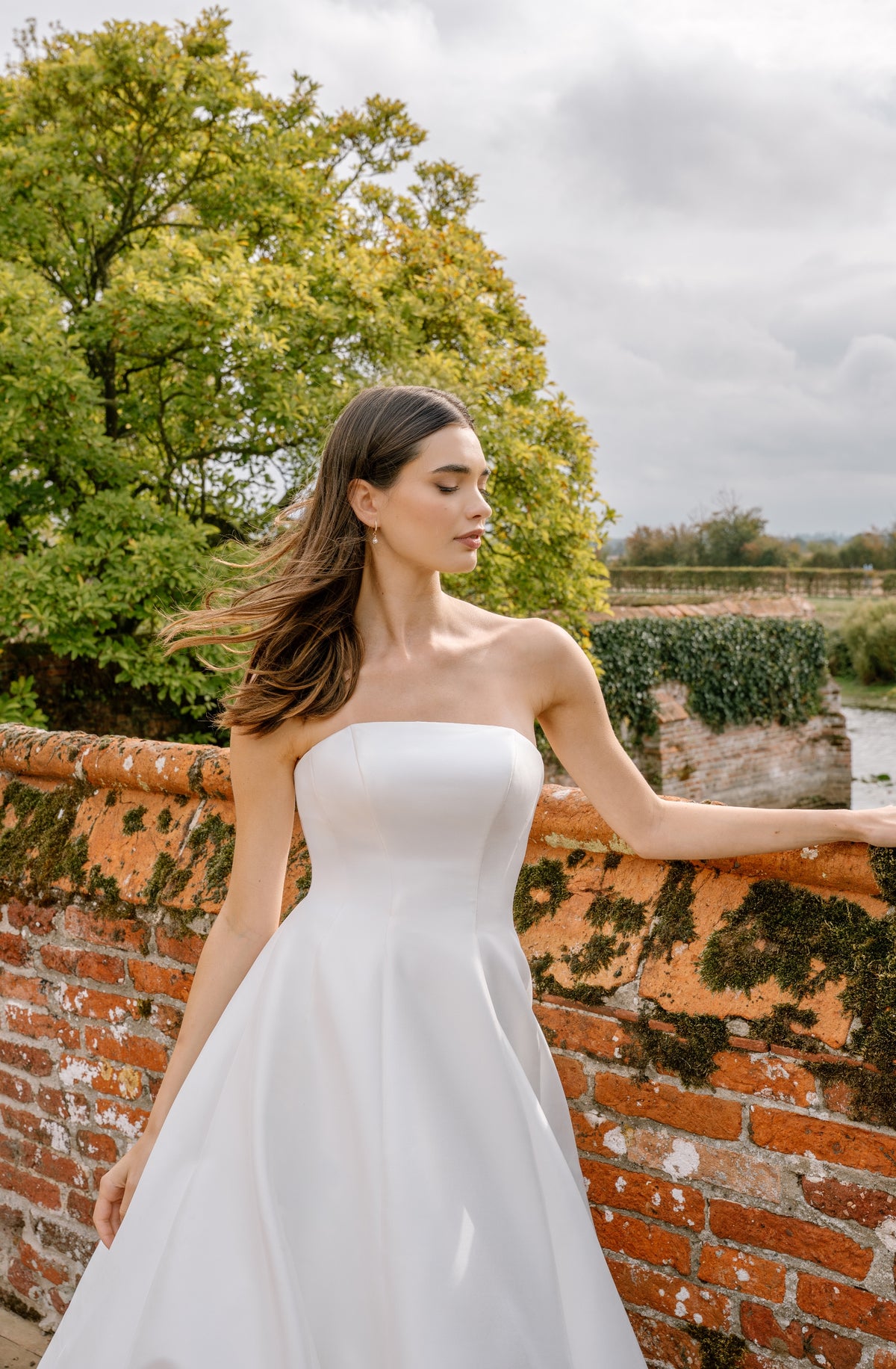 Cordelia Strapless Bridal Ballgown in Ivory Mikado