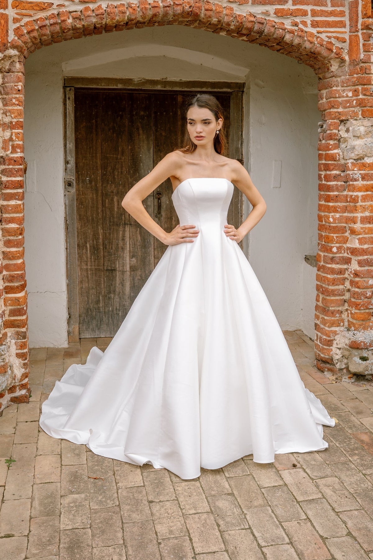 Cordelia Strapless Bridal Ballgown in Ivory Mikado