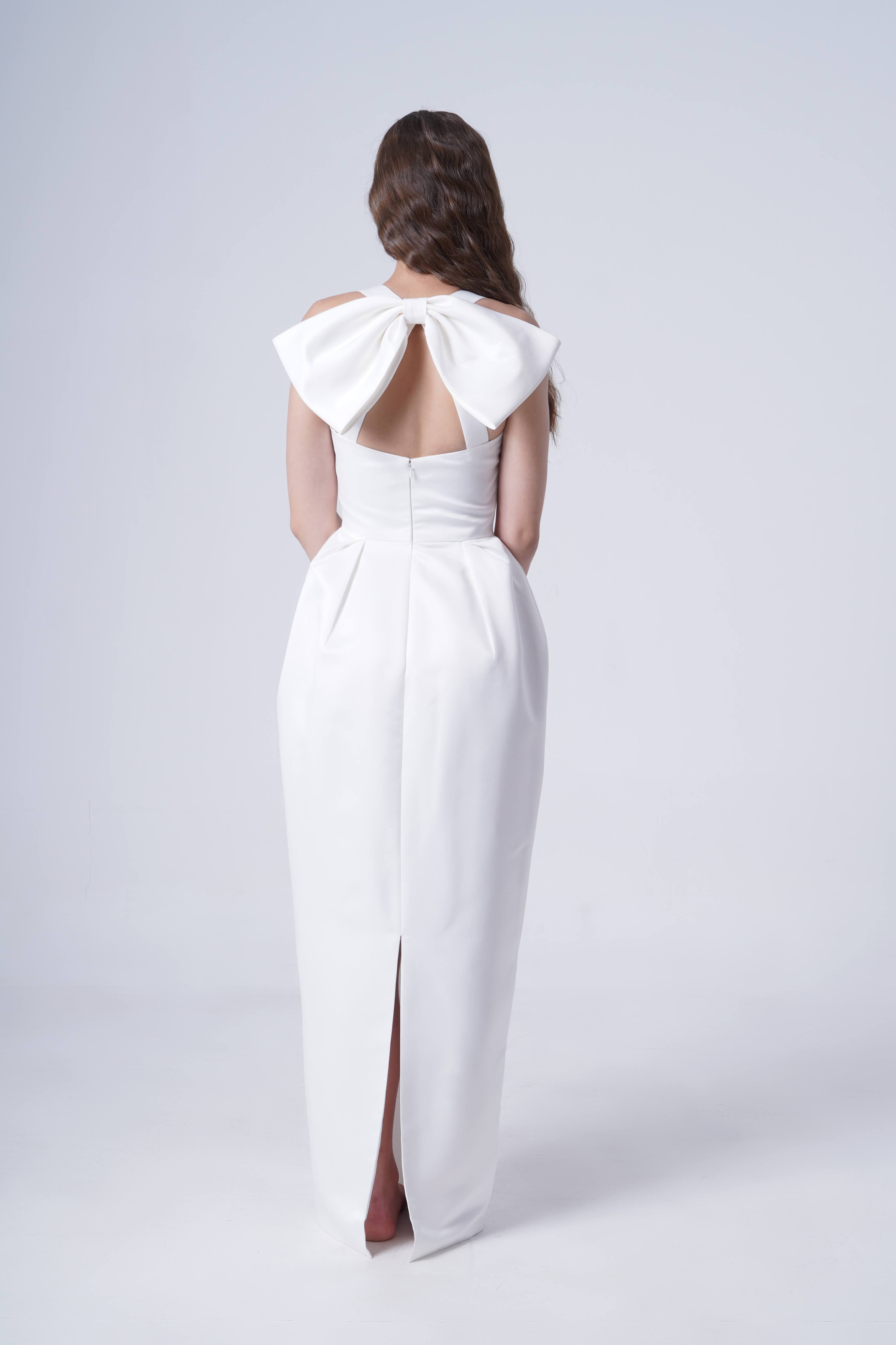 Lotus Bridal Dress in Ivory