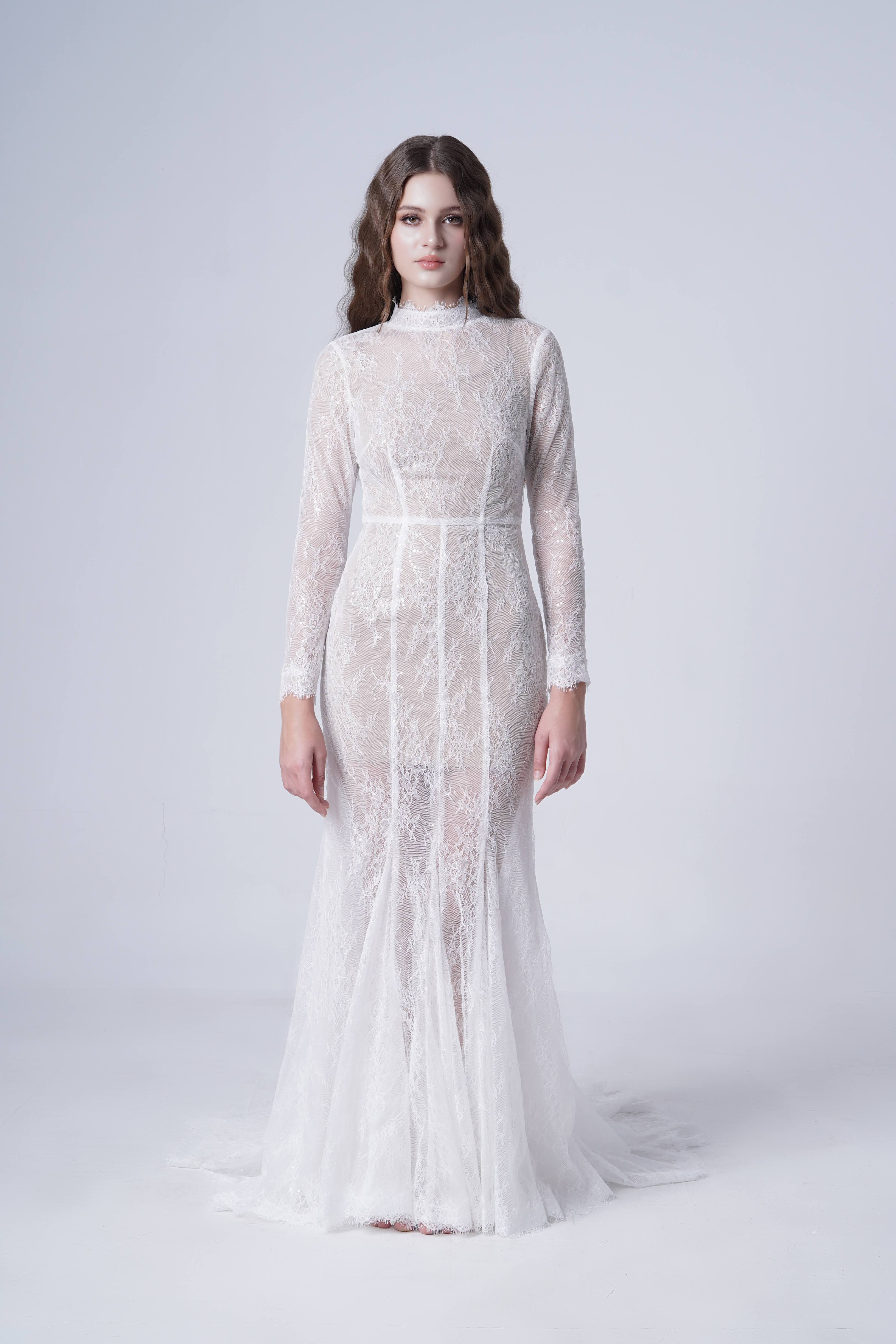 Nova Bridal Dress in Ivory Chantilly Lace