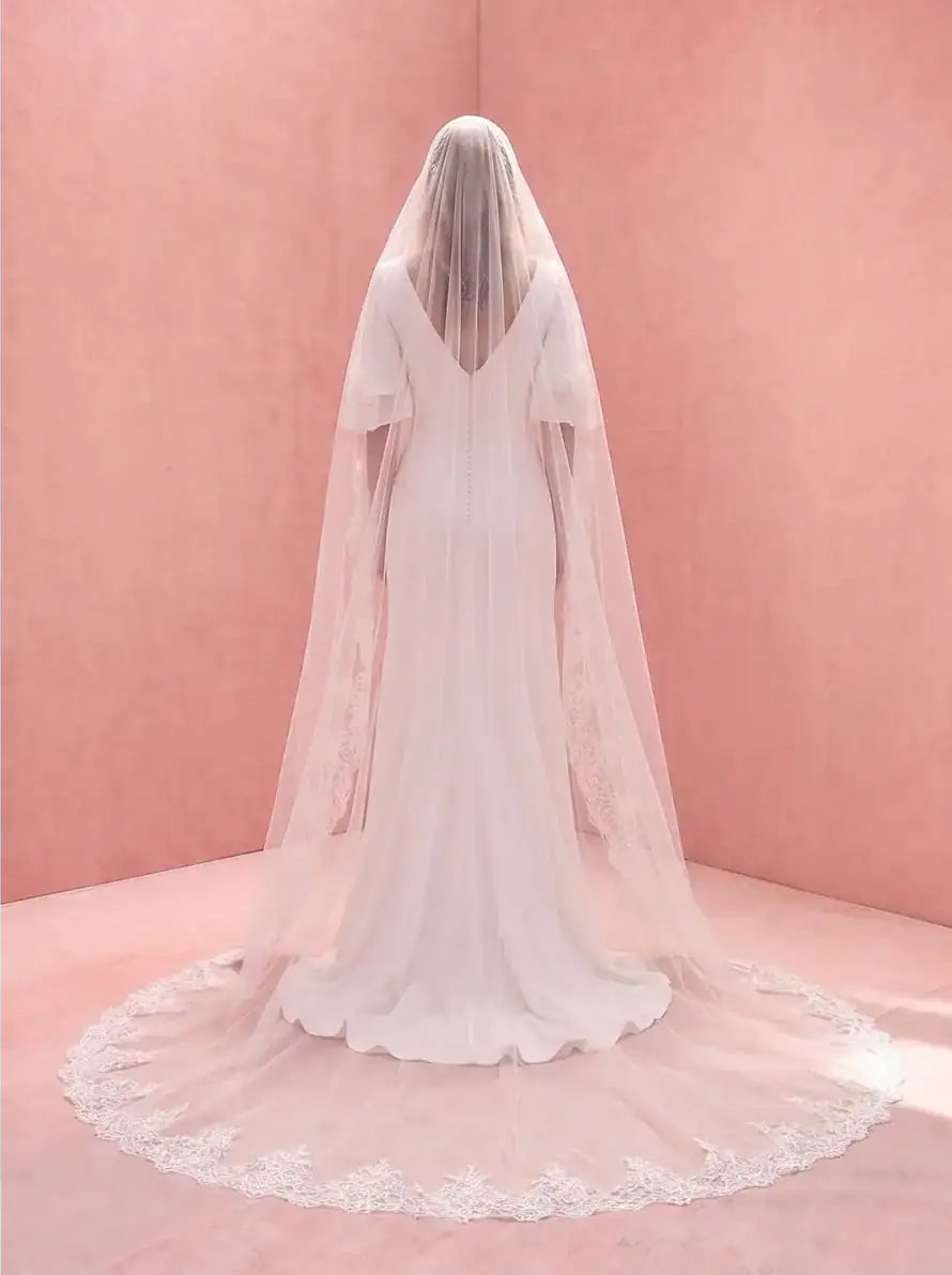 Catherine Eyelash Lace Mantilla Veil