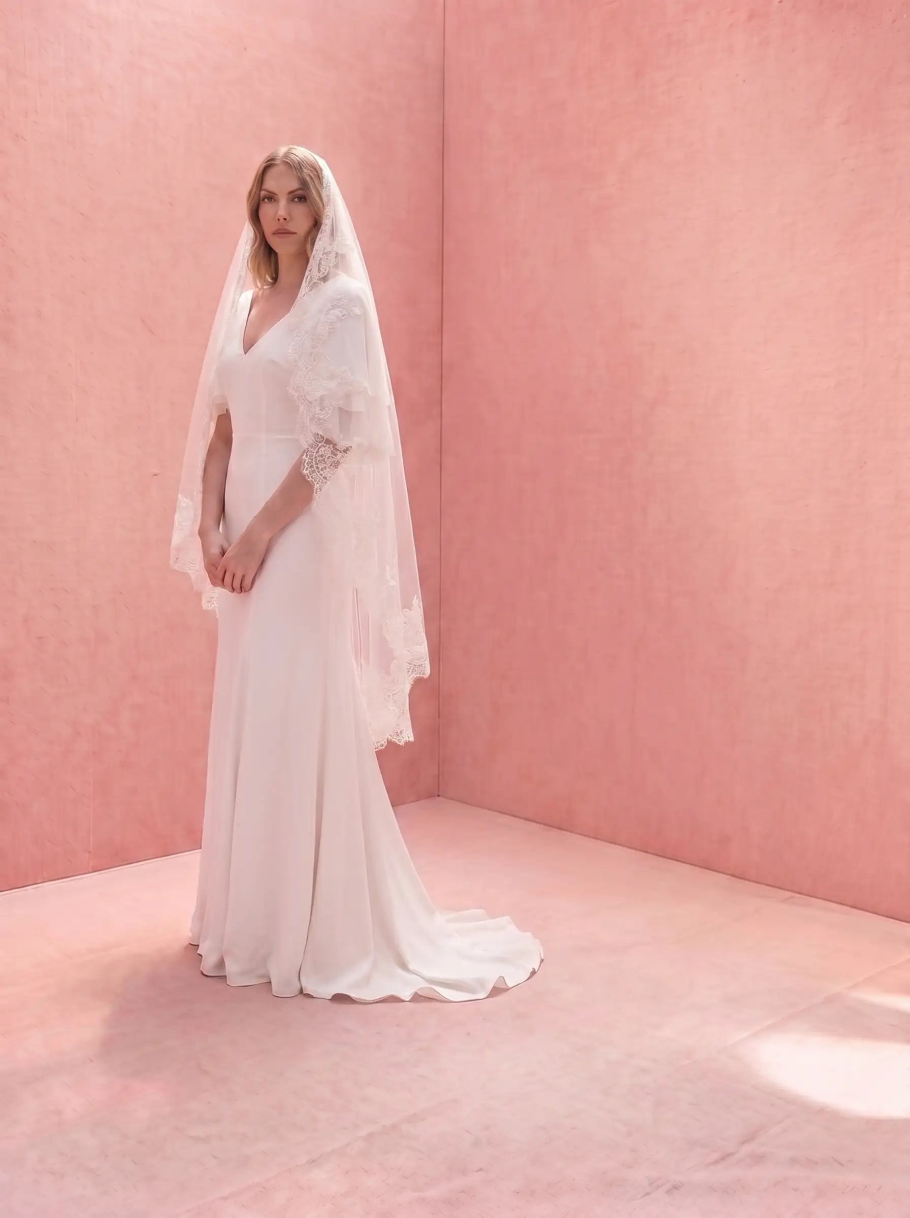 Catherine Eyelash Lace Mantilla Veil