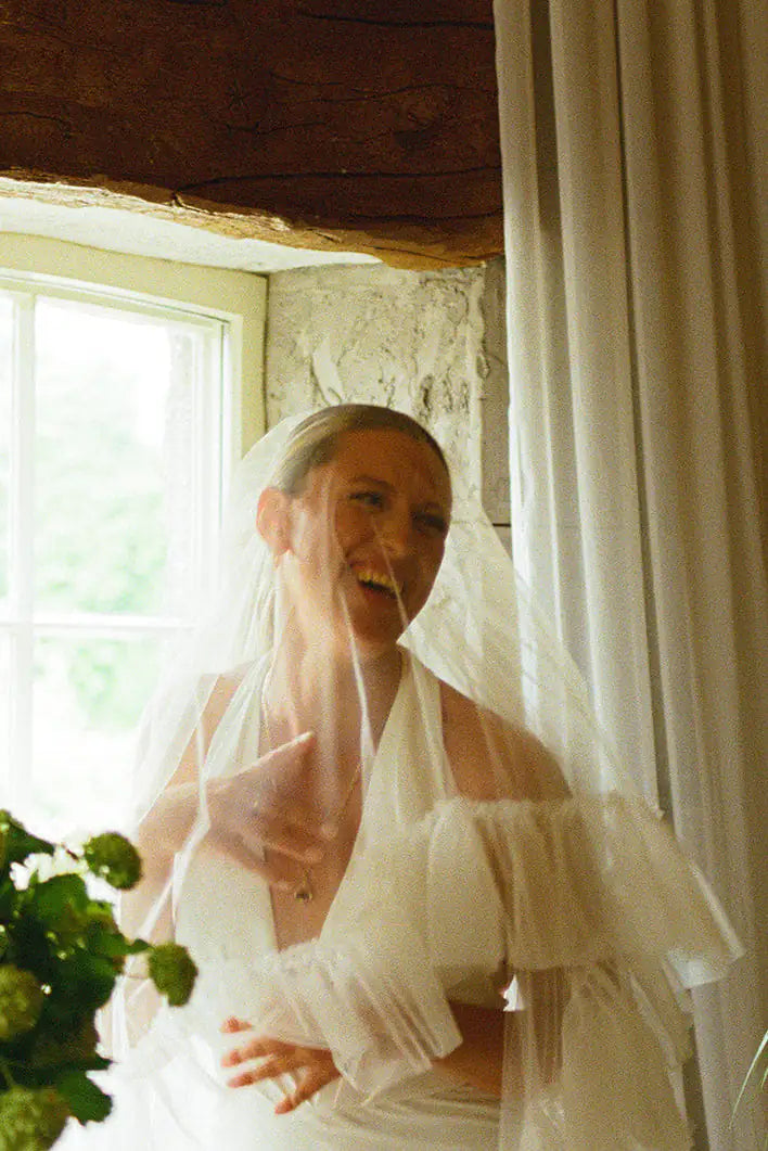 Lola Ruffle Edge Veil