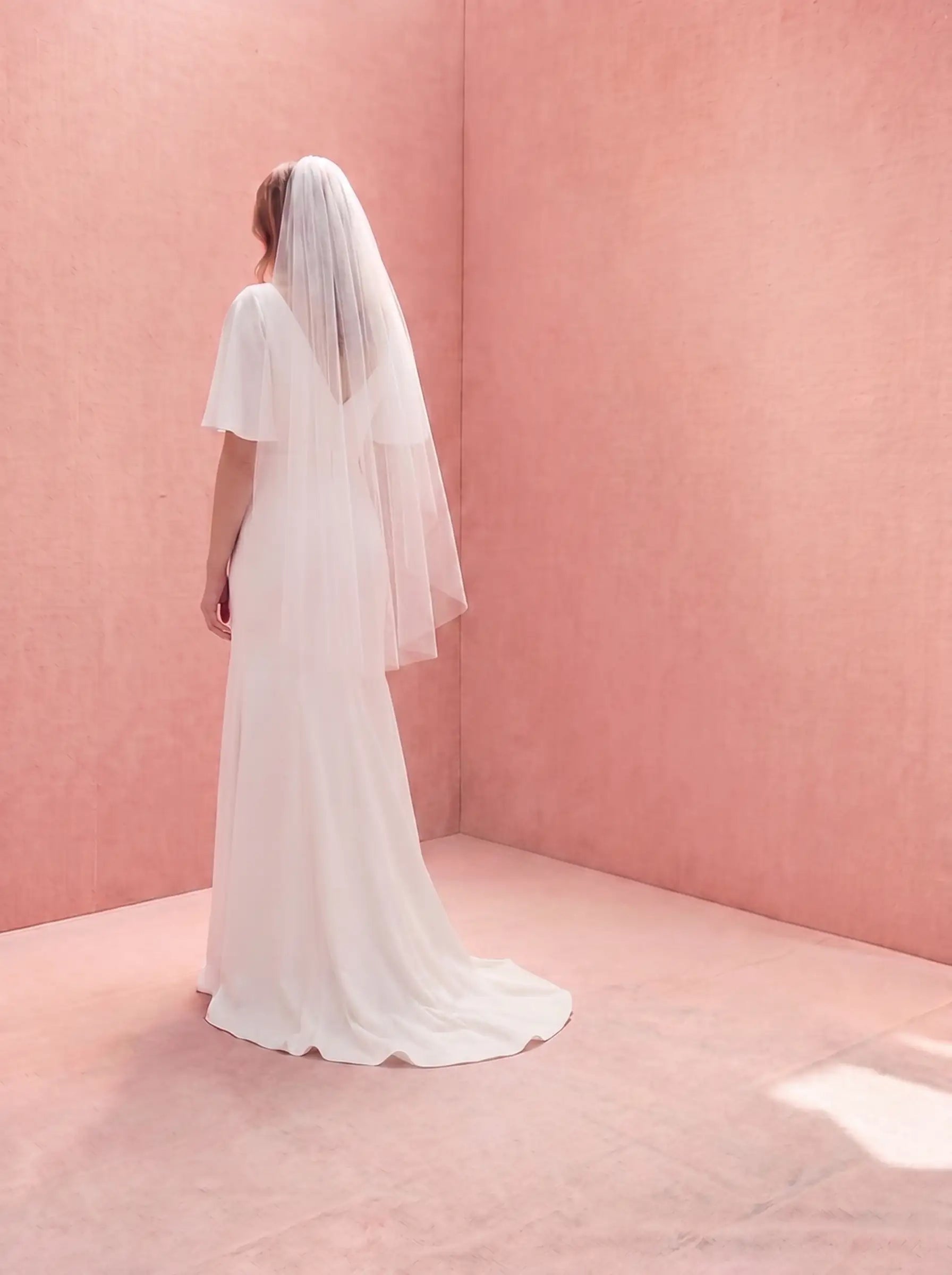 Lucia Plain Veil