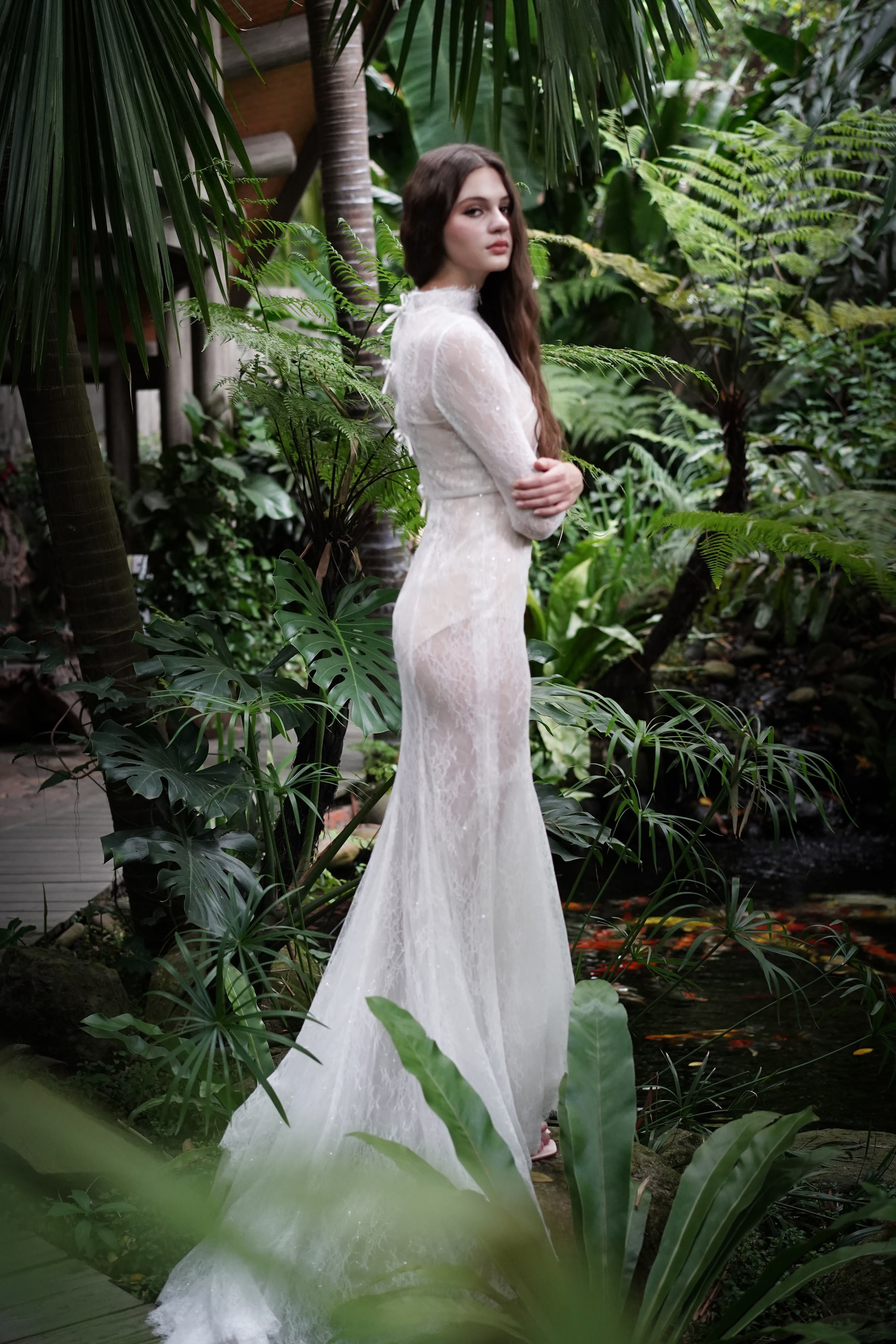 Nova Bridal Dress in Ivory Chantilly Lace