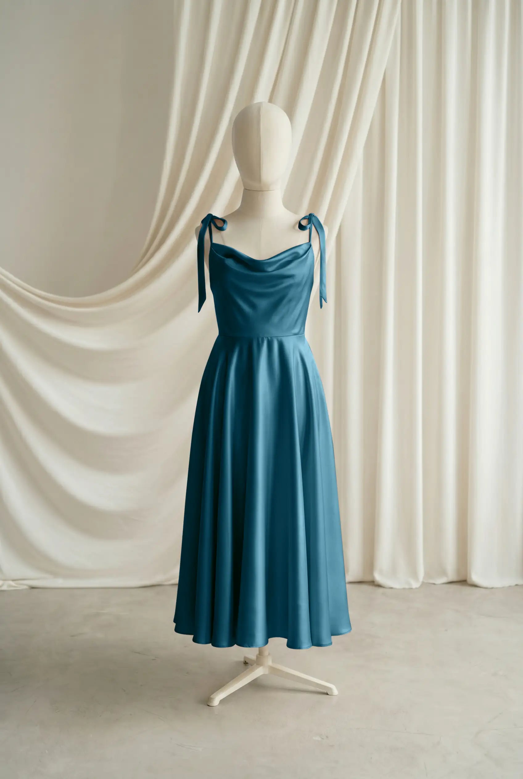 Tilly Junior Bridesmaid Dress in Emerald Dawn Satin