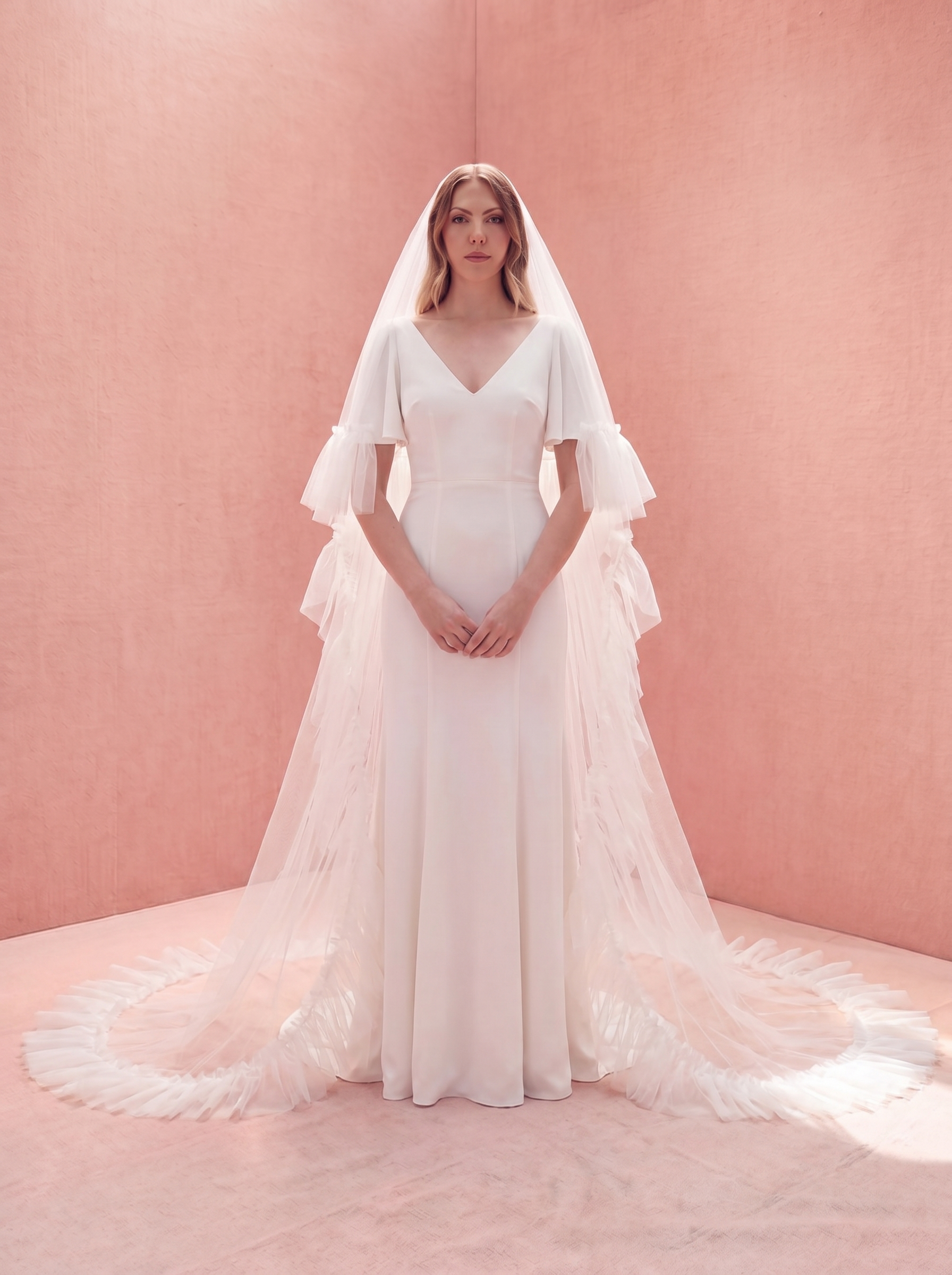 Lola Ruffle Edge Veil