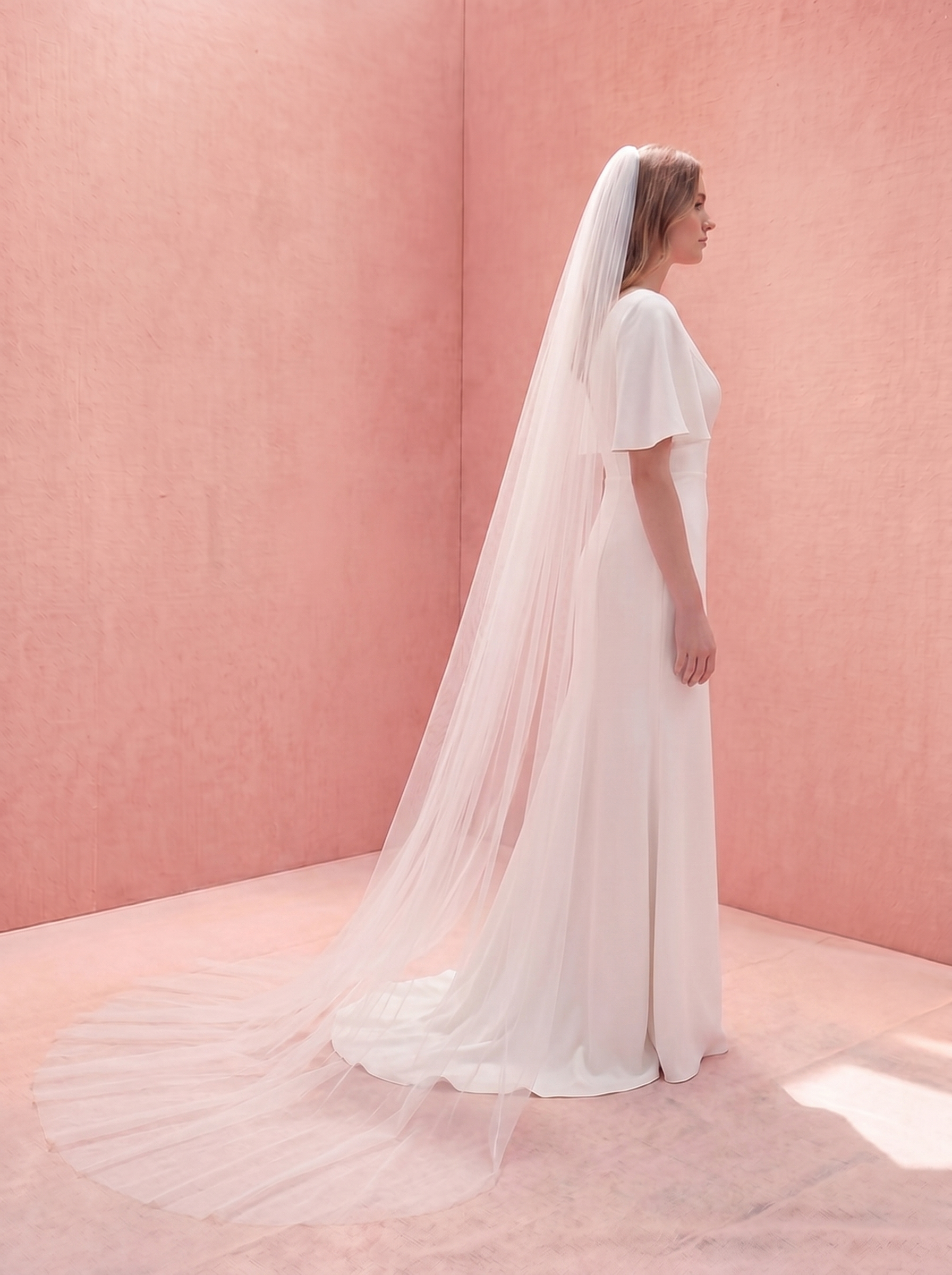 Lucia Plain Veil