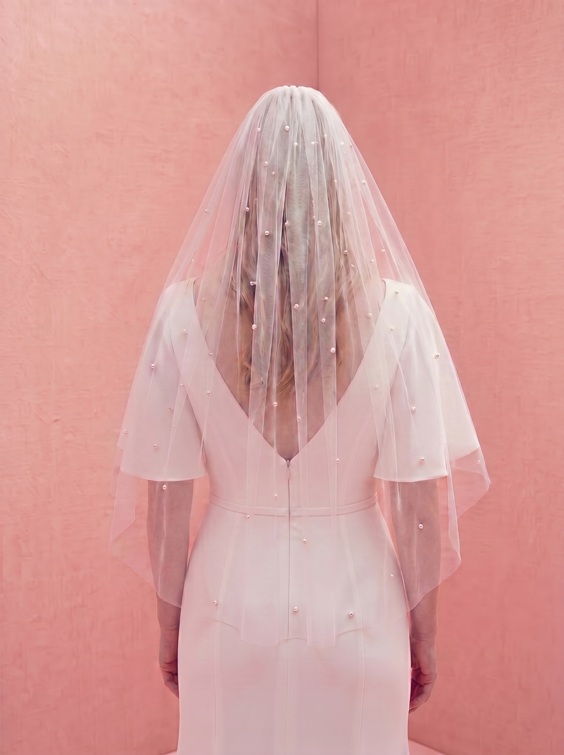 Muse Pearl Scatter Veil